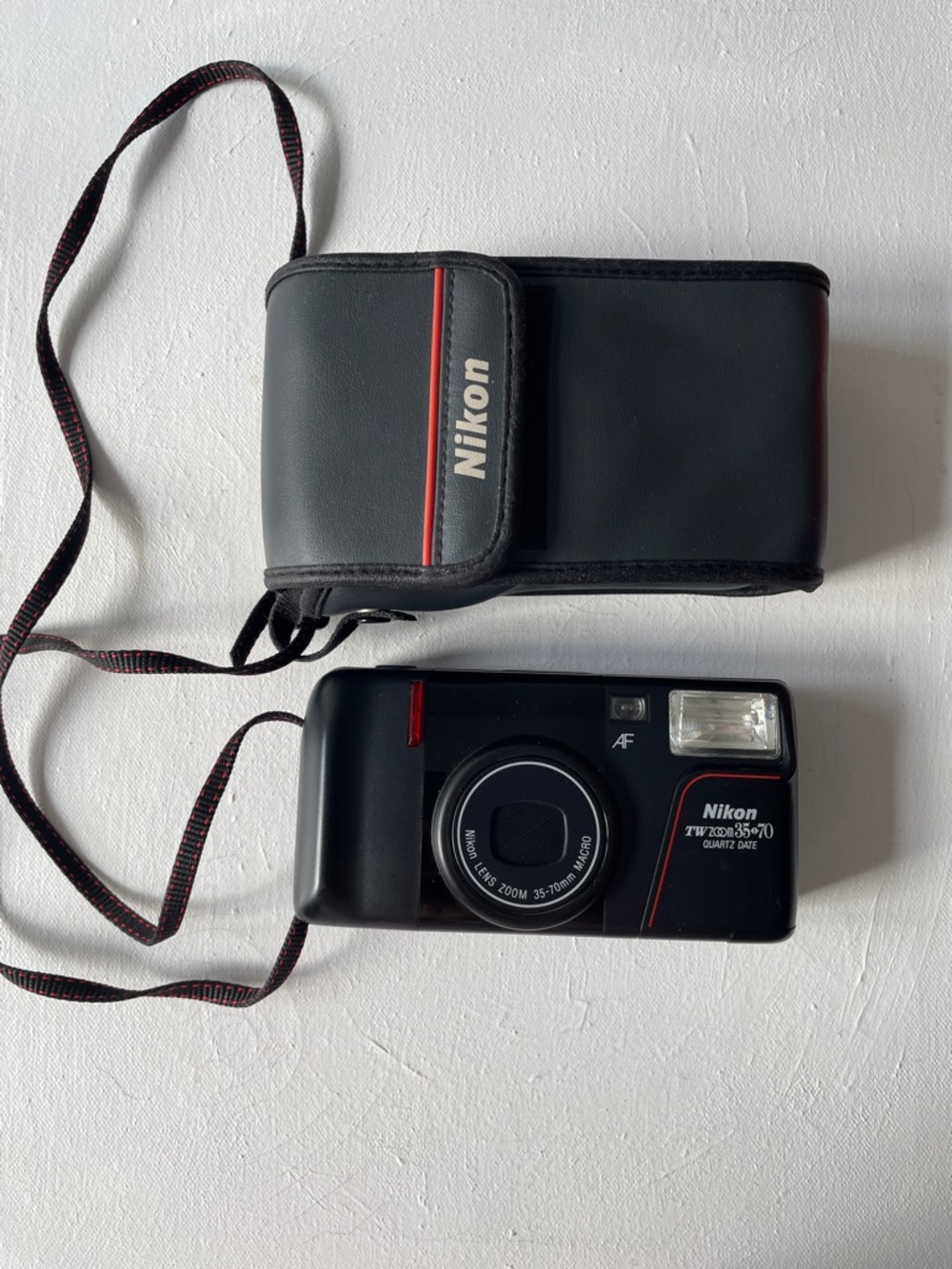 Nikon TW Zoom 35 - 70 35mm Point and Shoot Film Camera